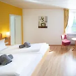Zum Moselstrand Ξενοδοχείο 3*