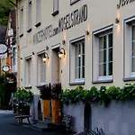 Zum Moselstrand 3*