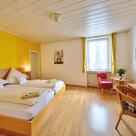 Hotel Winzerhotel Und Restaurant Zum Moselstrand