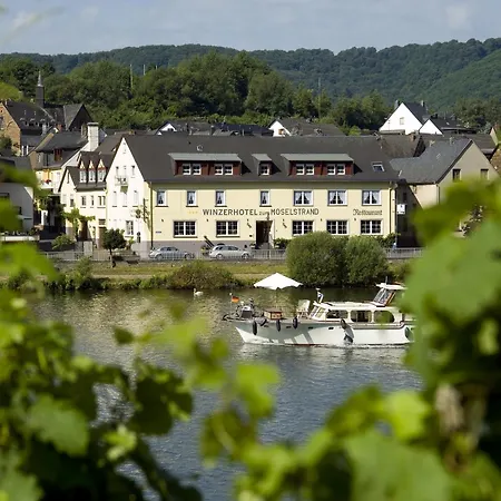 Hotel Winzerhotel Und Restaurant Zum Moselstrand 3*