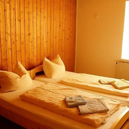 Zum Moselstrand Briedern