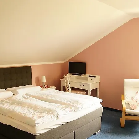 Zum Moselstrand Briedern