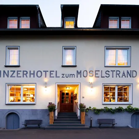Zum Moselstrand Hotel