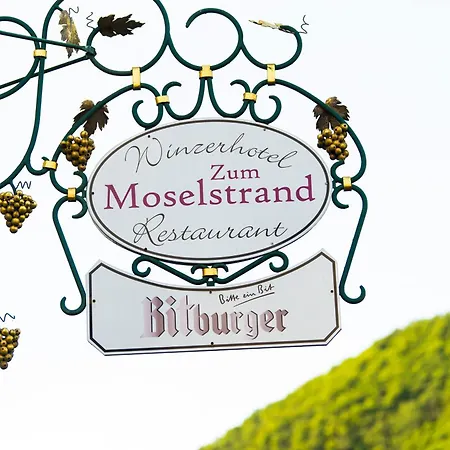 Zum Moselstrand Otel Briedern