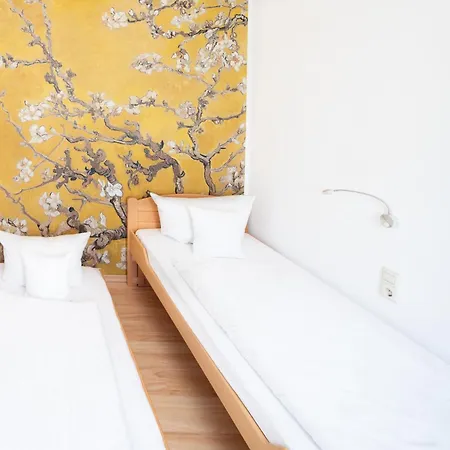 Zum Moselstrand Hotel 3*