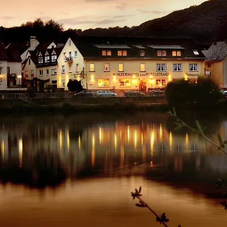 Hotel Winzerhotel Und Restaurant Zum Moselstrand