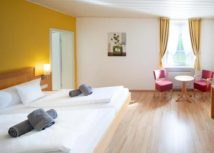 Zum Moselstrand Hotell 3*